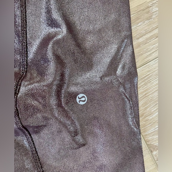 Lululemon align french press shine radiant foil legging 25” - Picture 7 of 8